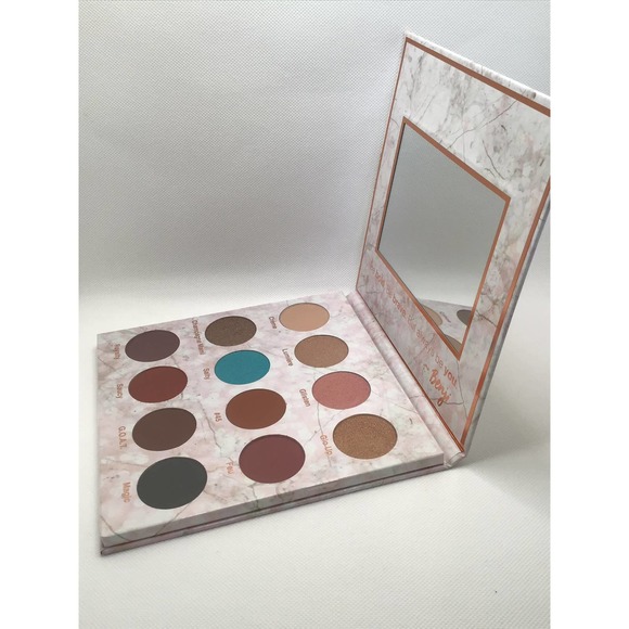 SALE | MAKEUP PACKAGE (BUNDLE OF 11) - Picture 11 of 16